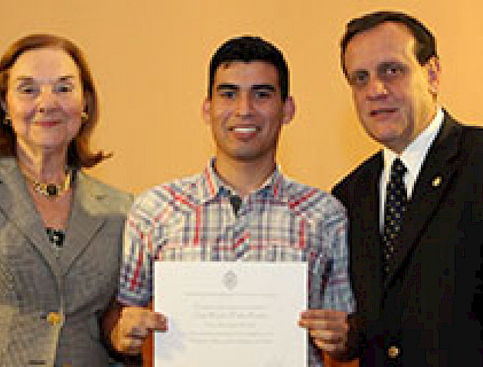 imagen correspondiente a la noticia: "La reunión anual del directorio de Friends of Catholic University se realizó en Chile"