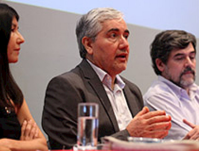 imagen correspondiente a la noticia: "En Coloquio MIDE UC presentan la propuesta para una nueva Carrera Docente"