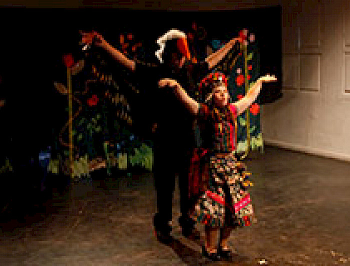 imagen correspondiente a la noticia: "Jóvenes con síndrome de down cierran taller de actuación con emocionante montaje"