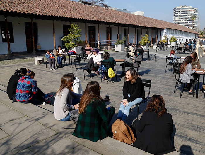 Cuatro son las grandes temáticas que incluirá La UC Dialoga 2020, que busca aportar al Plan de Desarrollo que marcará el camino de la universidad los próximos cinco años. (Fotografía: Karina Fuenzalida)