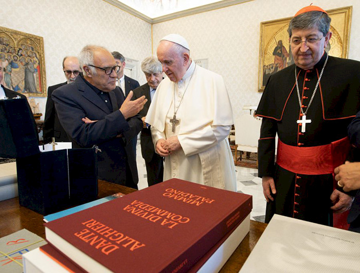 imagen correspondiente a la noticia: "El legado que dejó Dante según el Papa Francisco"