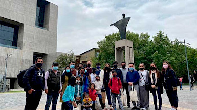 UC Chile will provide Spanish classes, medical assistance, psychosocial support and access to the international services program to Afghan refugee families in Chile. (Photo: UC Social Work)