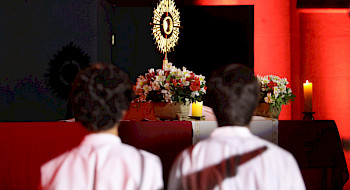 Imagen de altar en iglesia